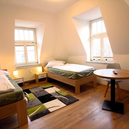 Ara Monteurzimmer Ferienwohnung Zentrumsnah Kesselsdorferstr Дрезден Экстерьер фото